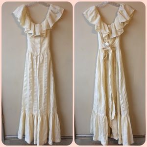 VTG Victorian style ruffle dress